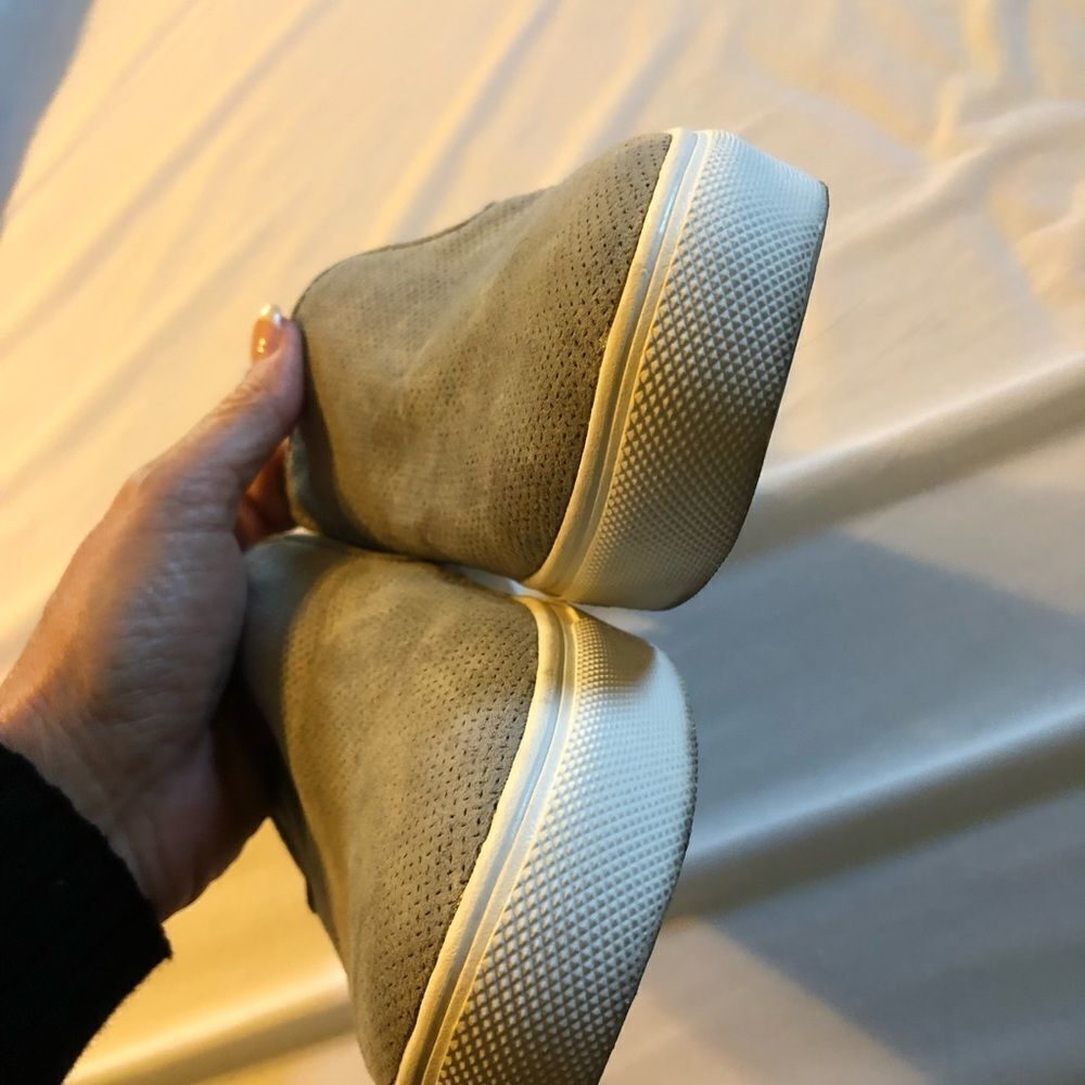 Slip on sneaker - Picture 3 of 3